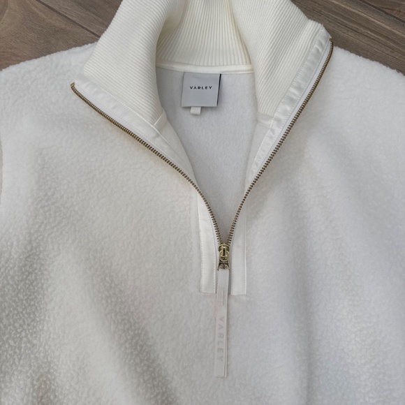 Varley Roselle Fleece Half Zipped pullover! - Picture 2 of 5